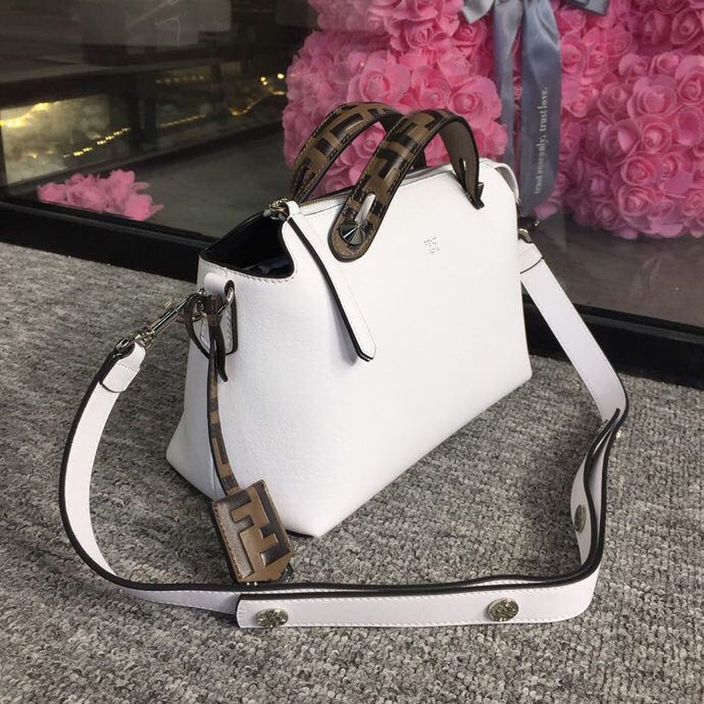 FI By The Way MeGLAMIum Bag White For Women, Handbags, Shoulder And Crossbody Bags 10.6in/27cm FF 8BL1461