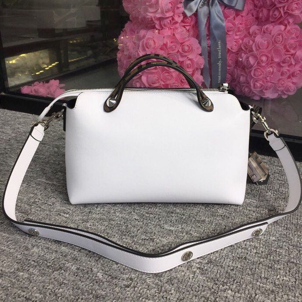 FI By The Way MeGLAMIum Bag White For Women, Handbags, Shoulder And Crossbody Bags 10.6in/27cm FF 8BL1461