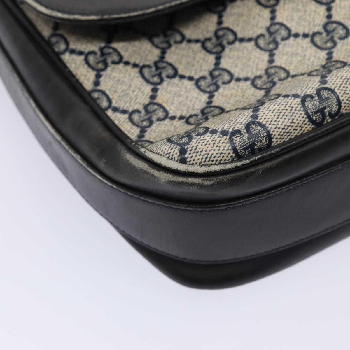 GUCCI GG Supreme Shoulder Bag PVC Leather Navy Gold 86830