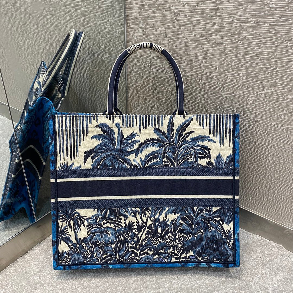 GLAMI Large Book Tote Blue For Women 16.5in/42cm CD M1286ZRIW
