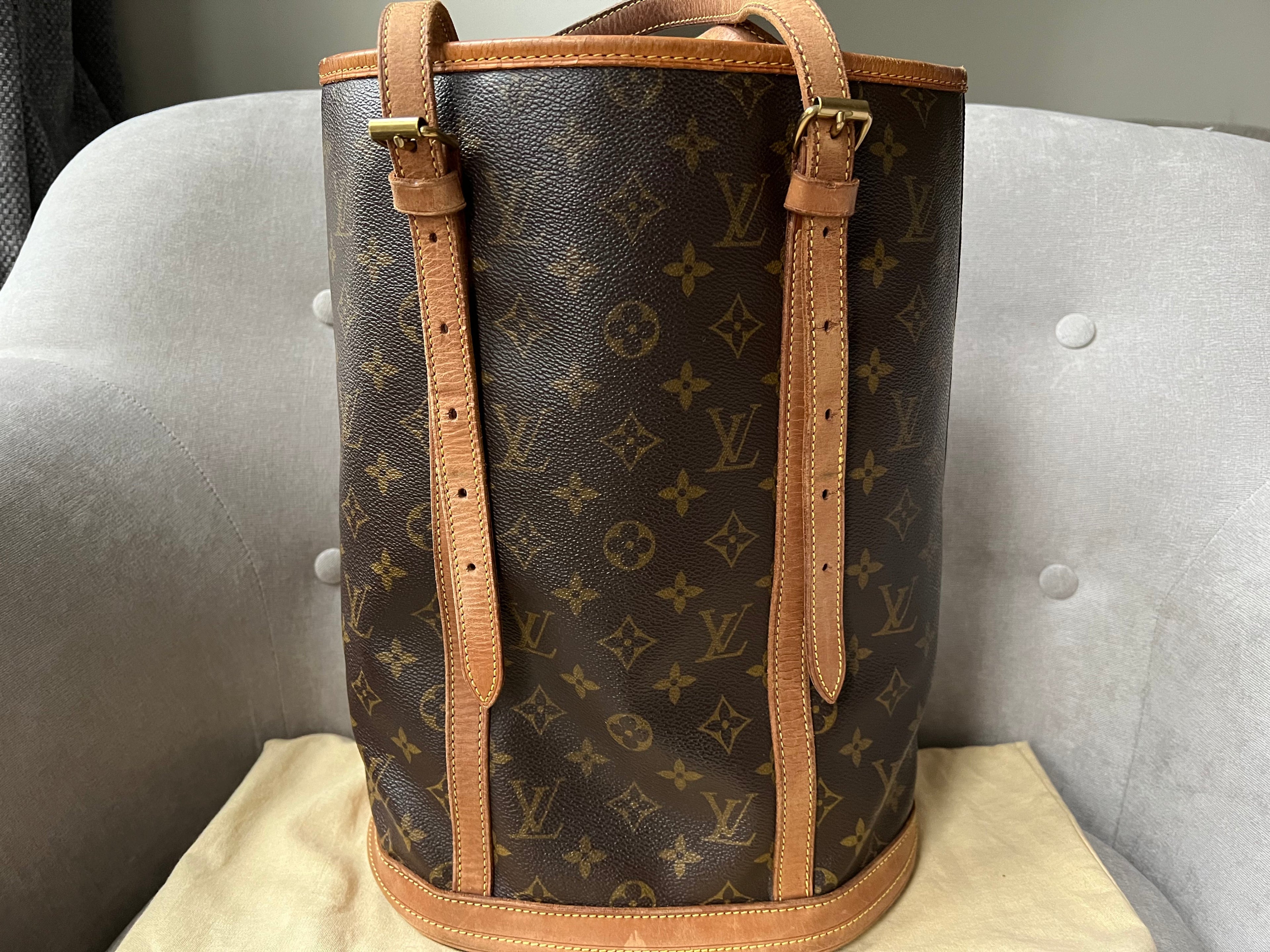 Louis Vuitton Monogram Vintage Bucket Bag GM