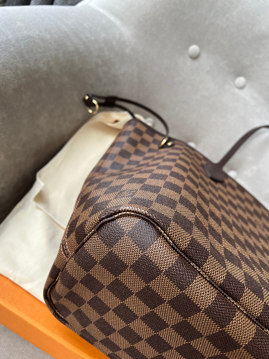 Louis Vuitton Neverfull MM Damier Ebene Cherry Interior (RRP £1,410)