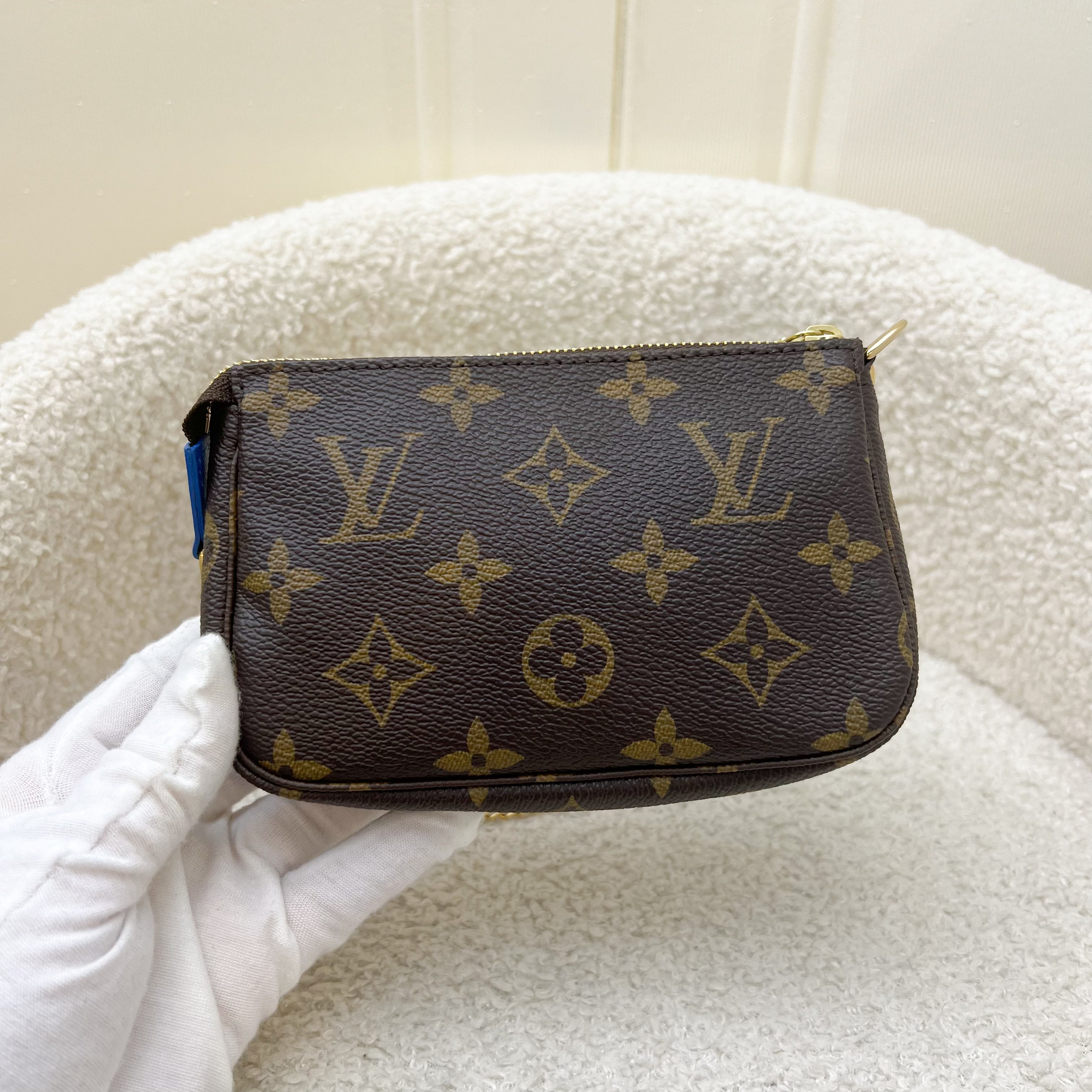 LV Mini Pochette Christmas 2019 Vivienne in Venice Monogram Canvas GHW