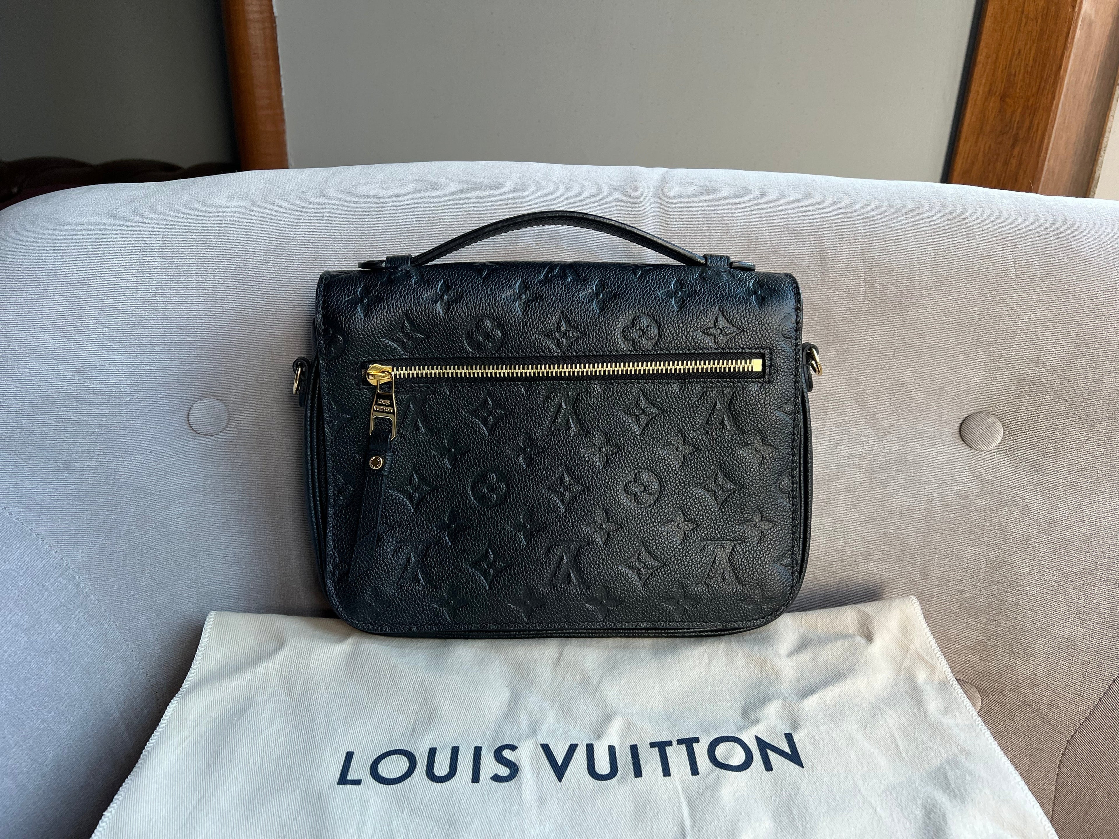Louis Vuitton Pochette Metis Black Empreinte (RRP £2,110)