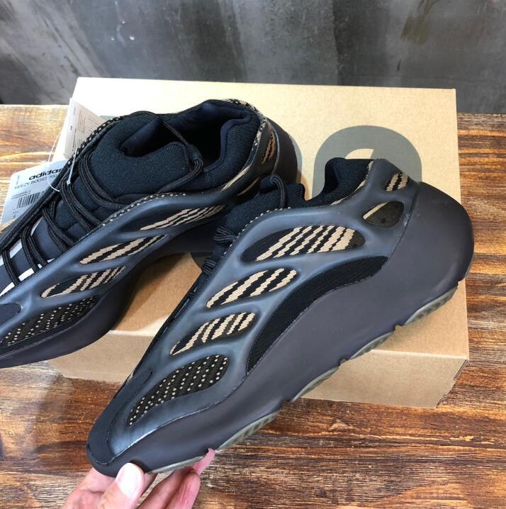 SAMC - YZO Sneakers - 286