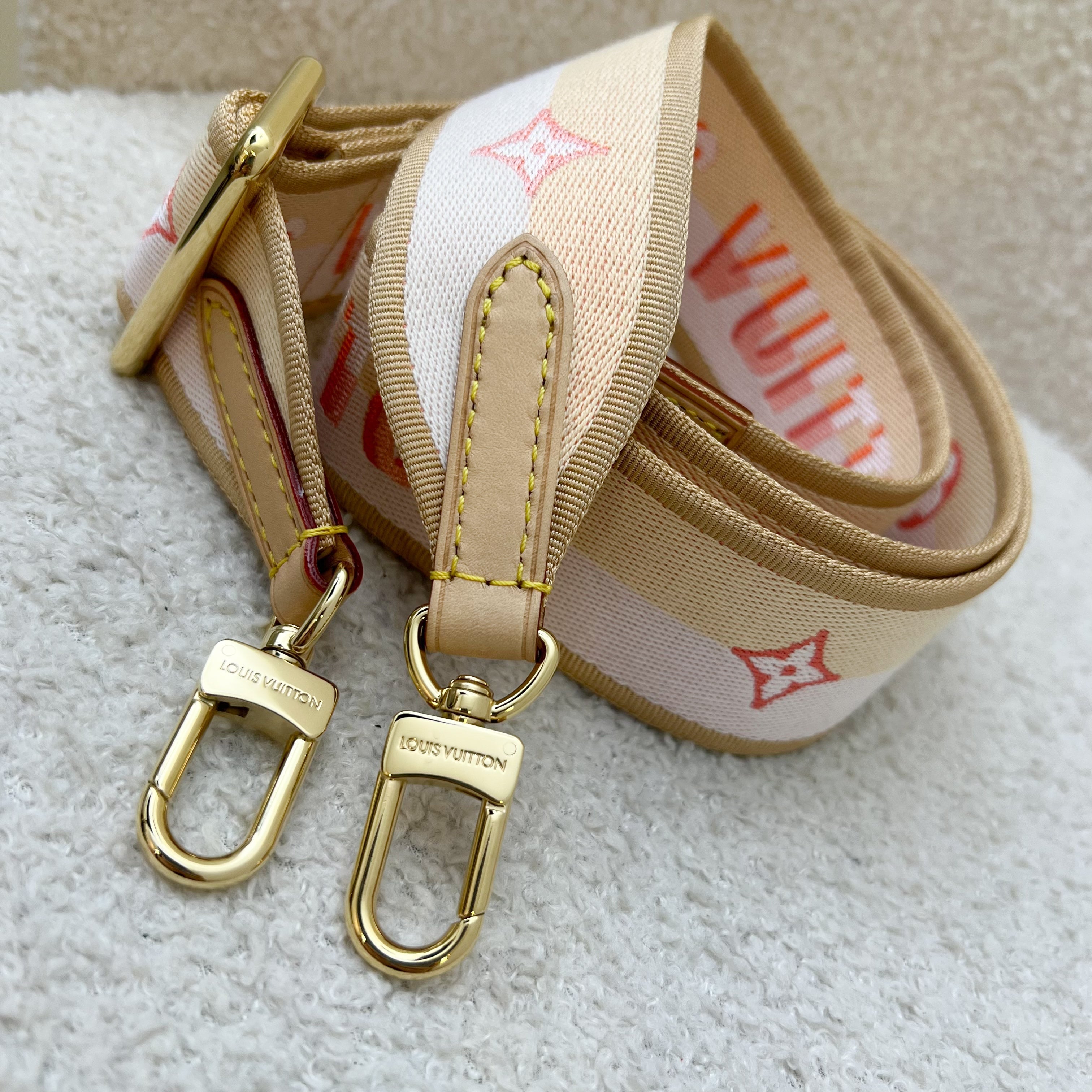LV Speedy Bandouliere 20 in Monogram Canvas and Pink / Orange Patterned Strap