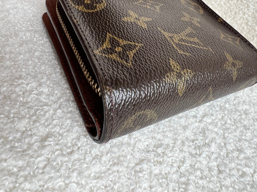Louis Vuitton Monogram Small Bifold Wallet