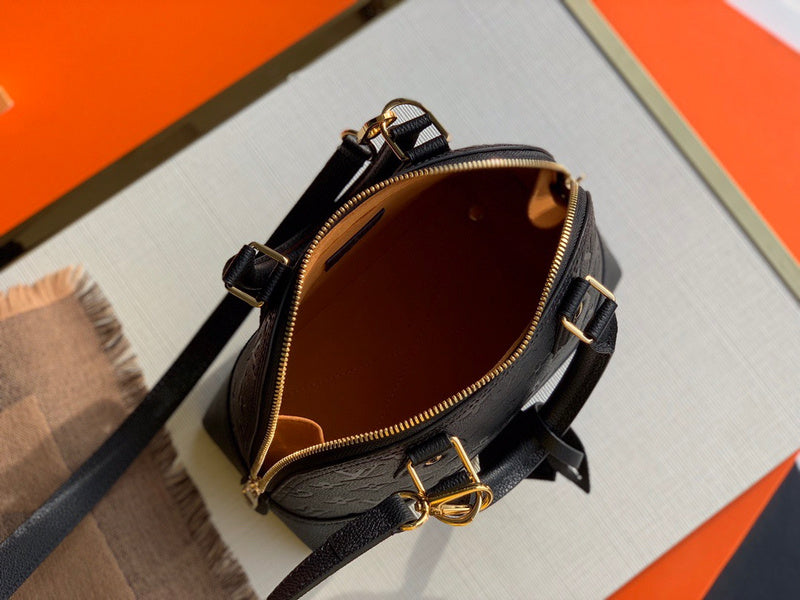 LOV2 Bags - Luxurious Bags  1766
