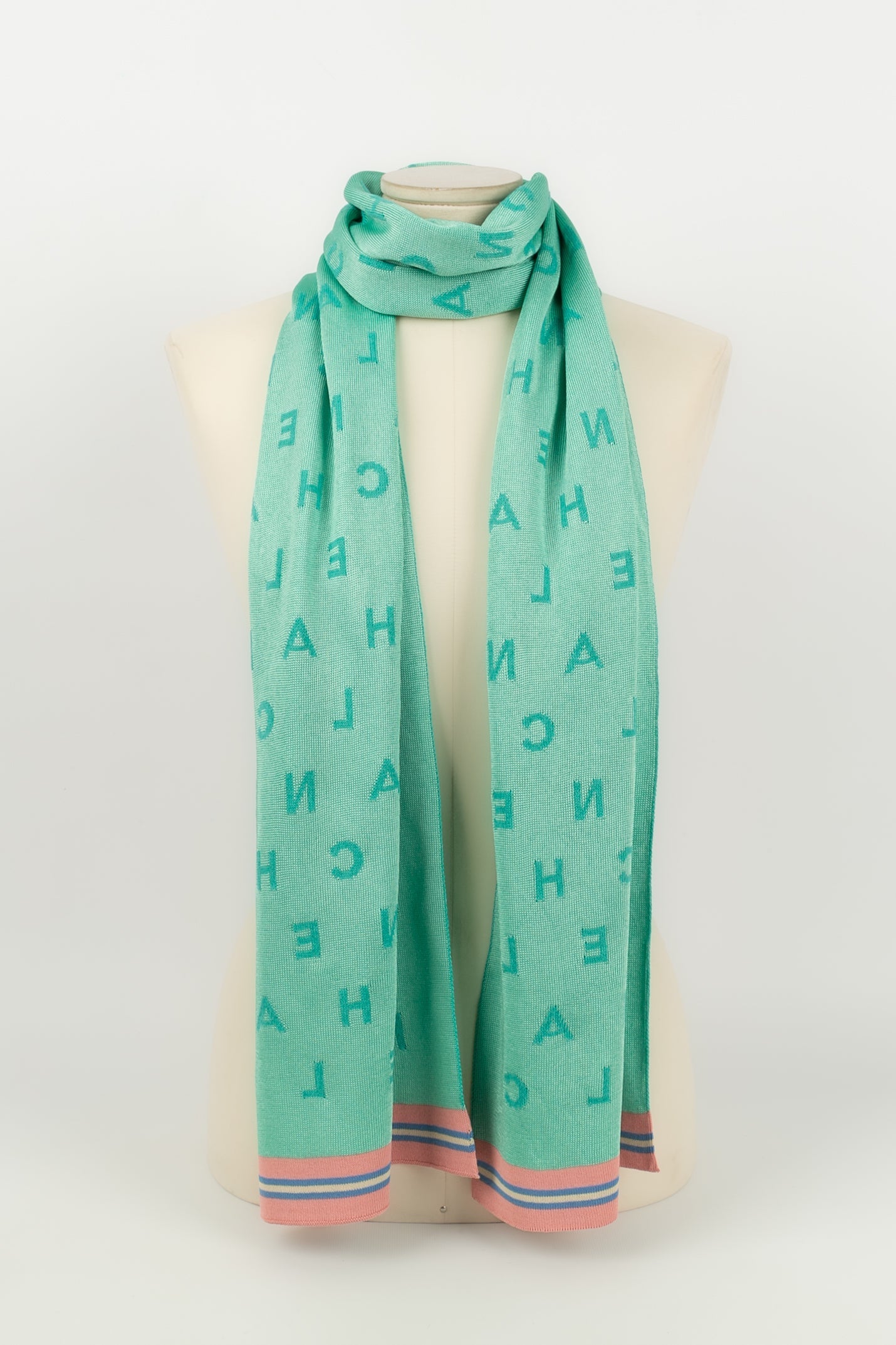 ÃƒÆ’Ã¢â‚¬Â°charpe verte Chanel