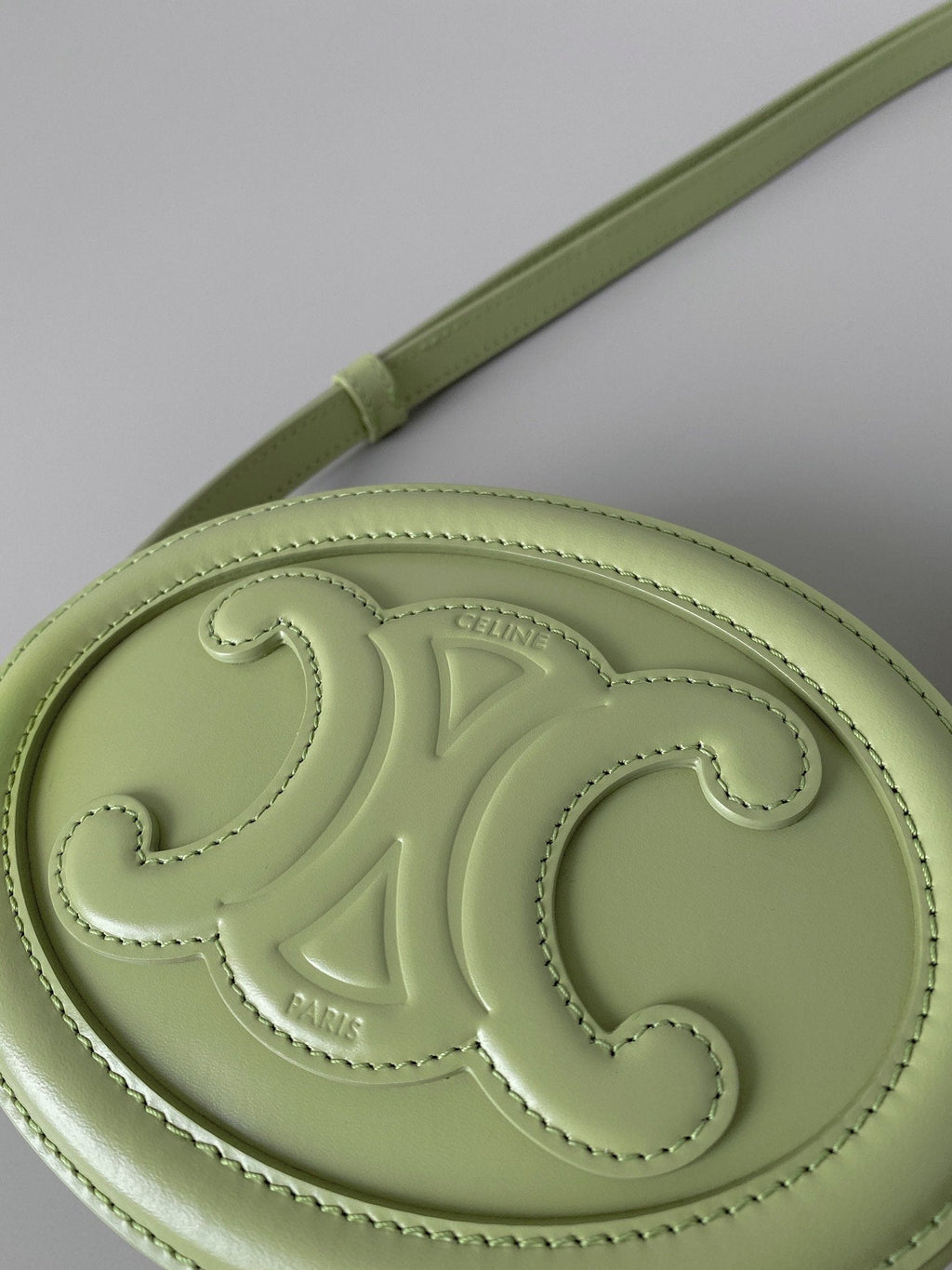 GLAMI Crossbody Oval Purse Cuir Triomphe Mint Green For Women 6in/16cm