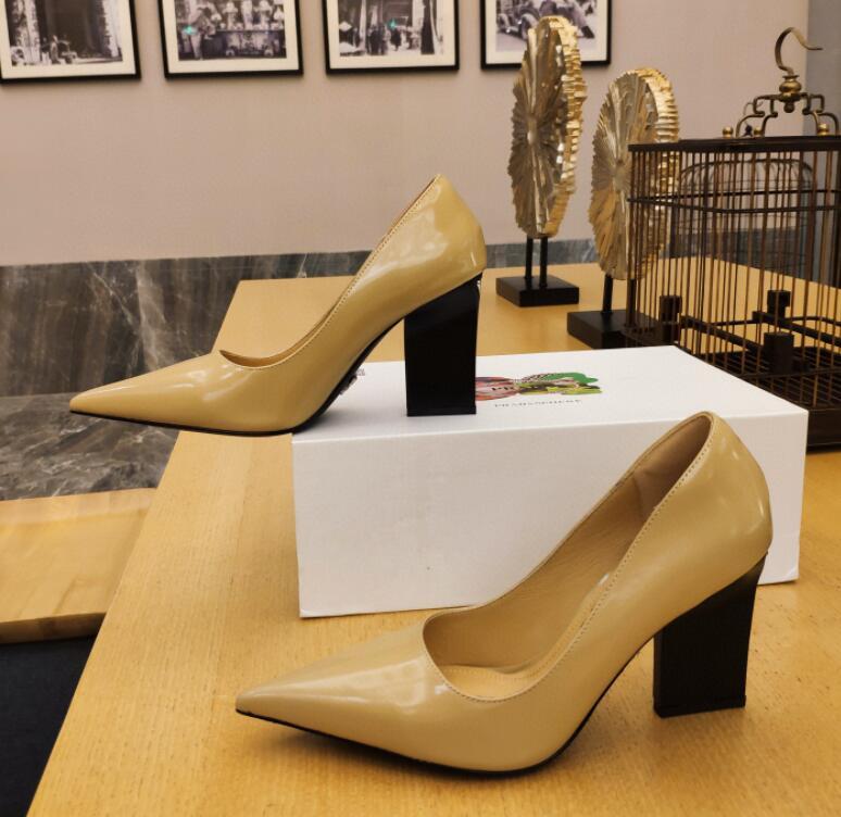GlamyWomen Shoes - 550