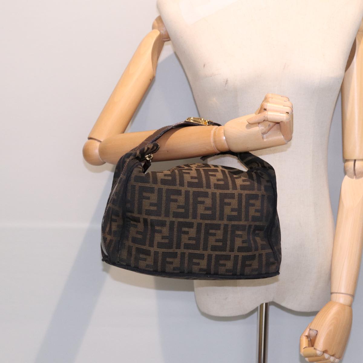 FENDI Zucca Canvas Hand Bag Brown Black gold 88082