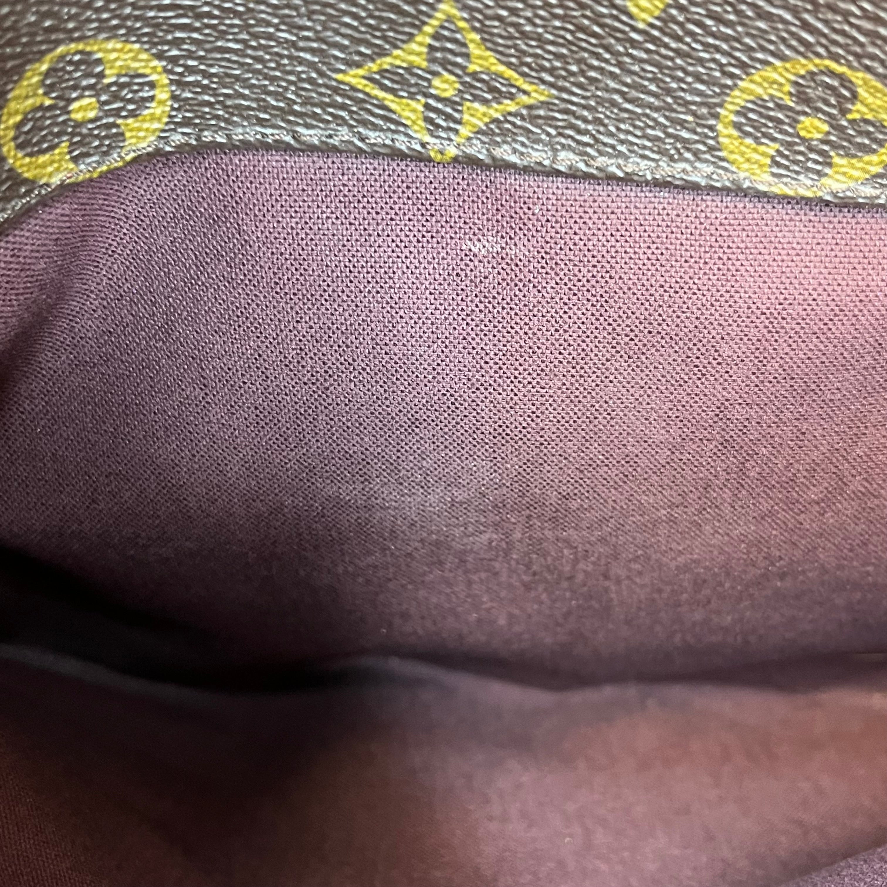 LOUIS VUITTON District MM Monogram Macassar Canvas Messenger Bag