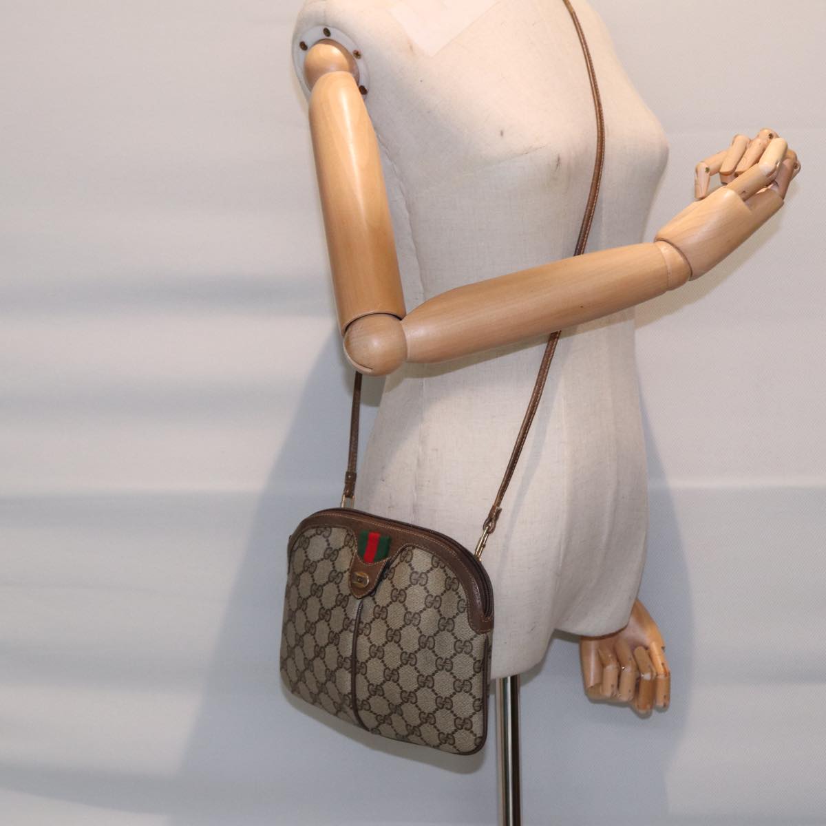 GUCCI GG Supreme Web Sherry Line Shoulder Bag PVC Beige 904 02 047 88145