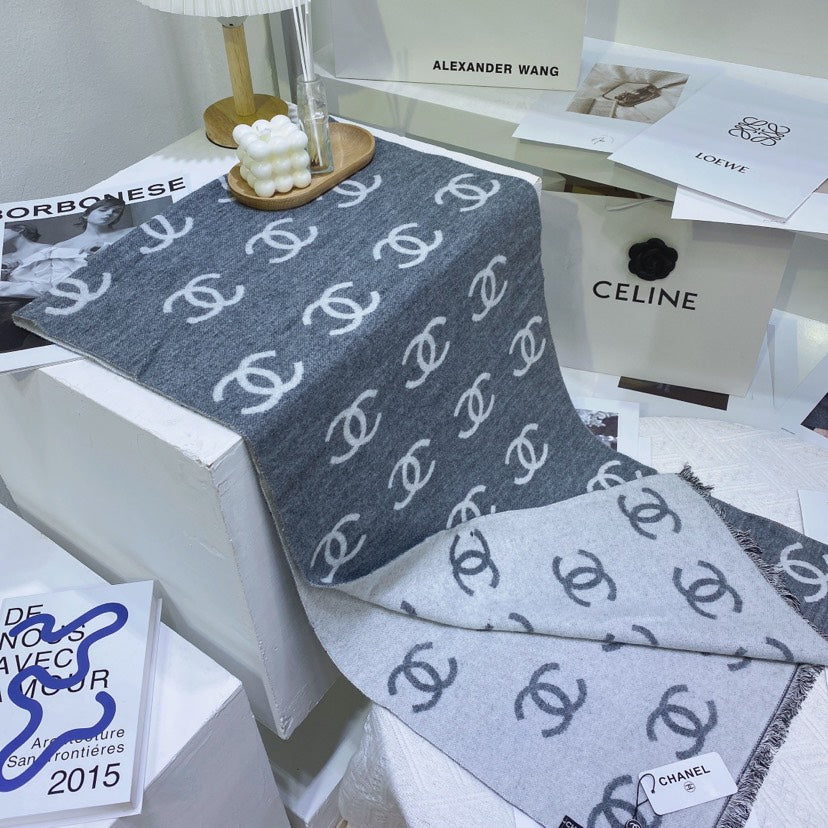 EN - Luxury  CHL  Scarf 010