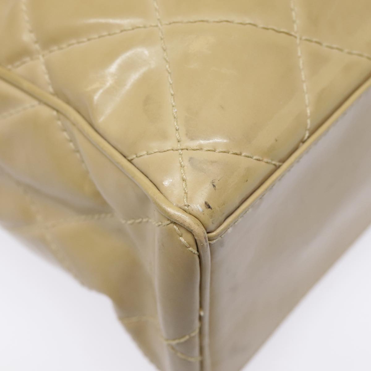 CHANEL Matelasse Chain Shoulder Bag Enamel Beige Silver CC 88244