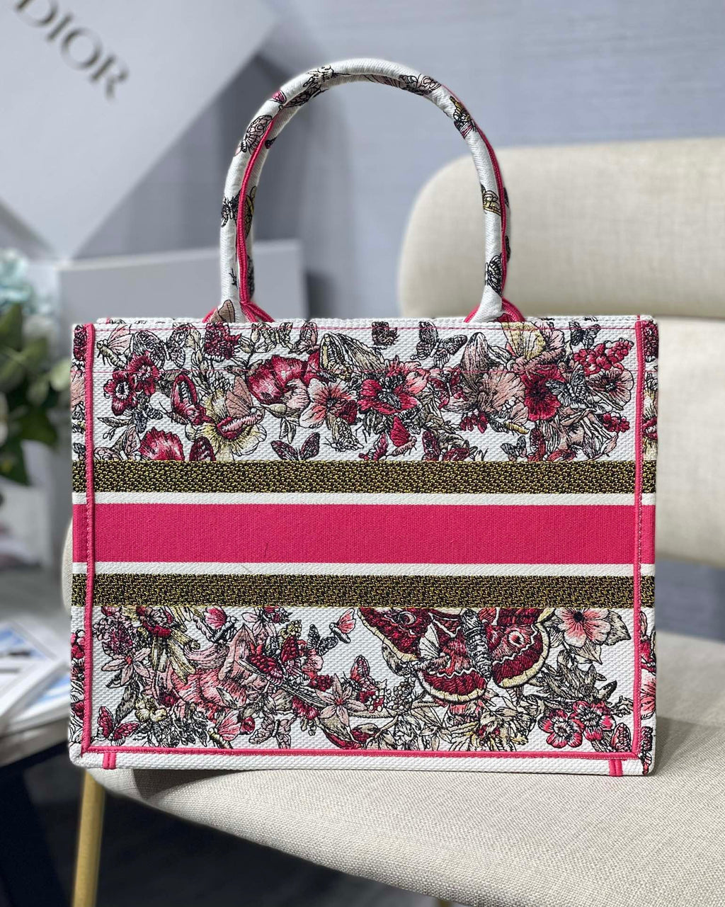 GLAMI MeGLAMIum Book Tote Pink Multicolor, For Women, WomenÃ¢â‚¬â„¢s Handbags 14in/36cm CD