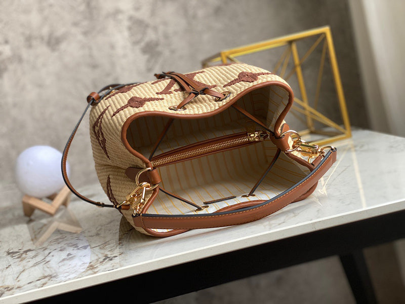 LOV2 Bags - Luxurious Bags  1627