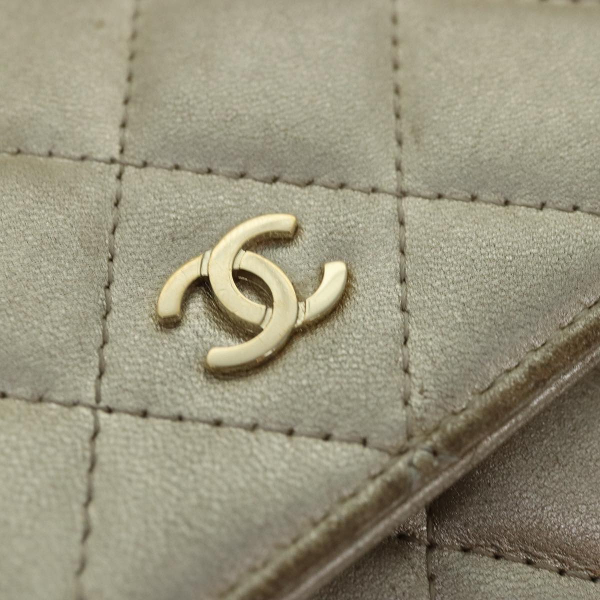 CHANEL Matelasse Chain Shoulder Bag Lamb Skin Gold Tone Gold CC 88657