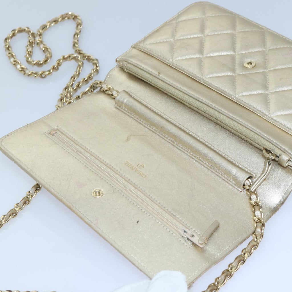 CHANEL Matelasse Chain Shoulder Bag Lamb Skin Gold Tone Gold CC 88657