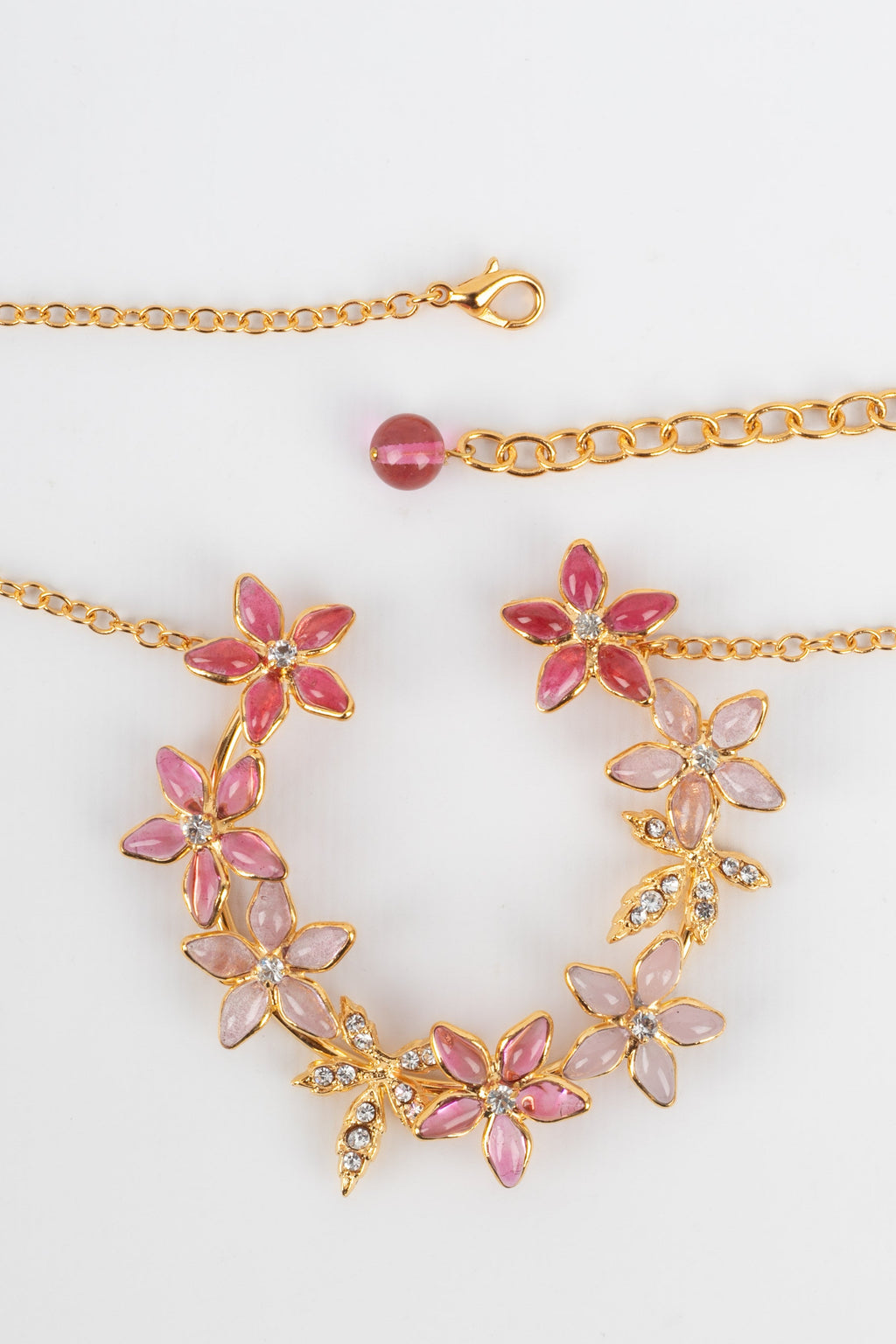Collier Augustine