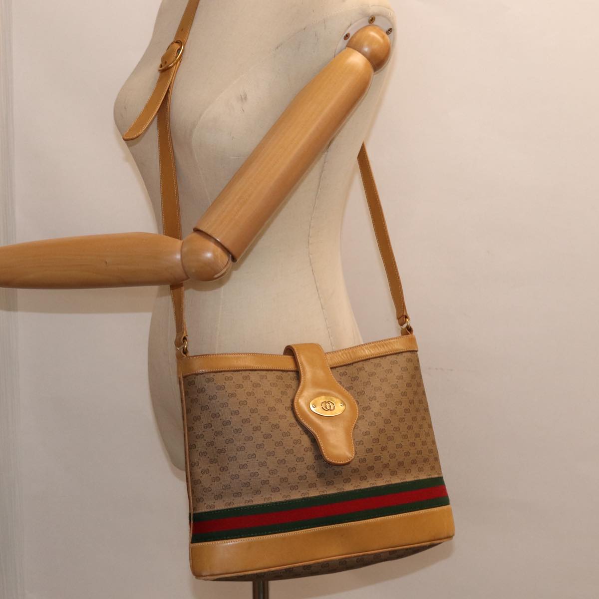 GUCCI Micro GG Canvas Web Sherry Line Shoulder Bag Beige Gold 88776