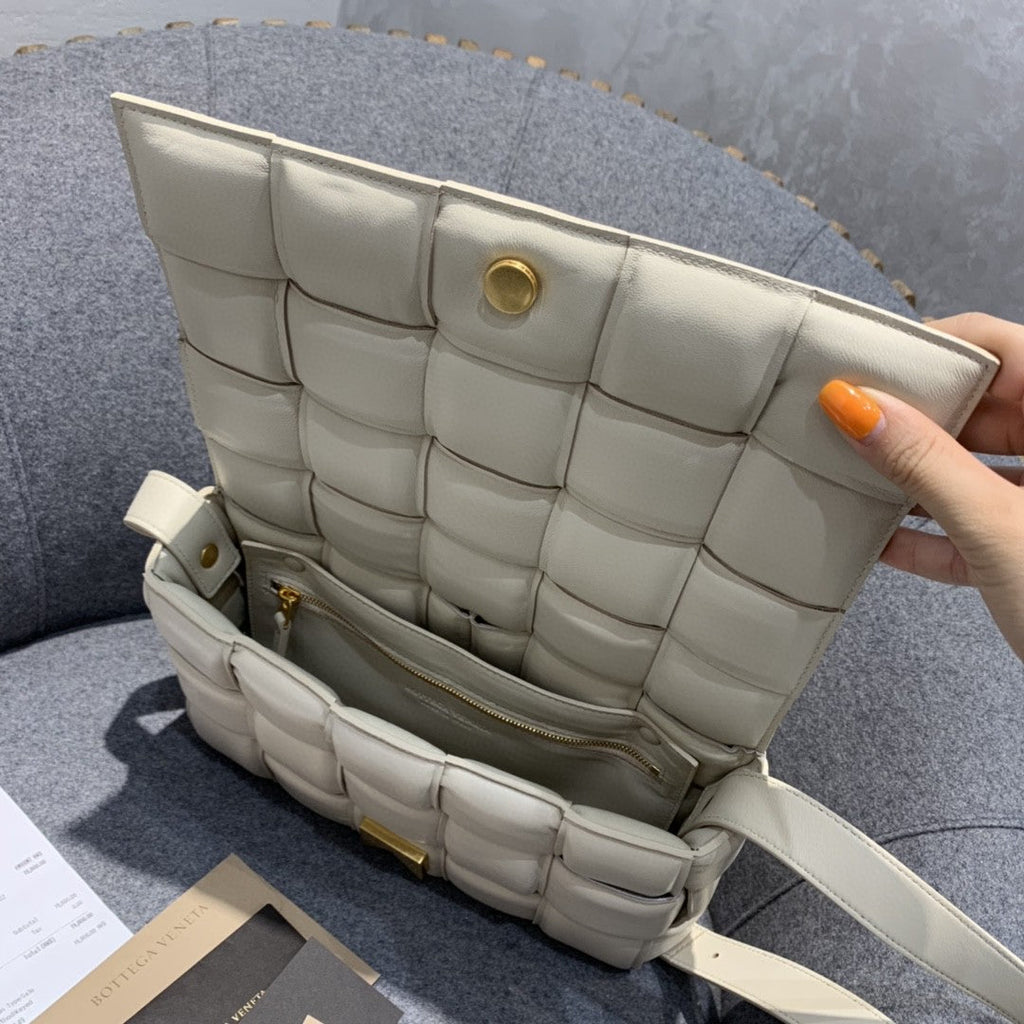 GLAMI Padded Cassette Bag For Women 10.2in/26cm In Chalk 591970VCQR19143