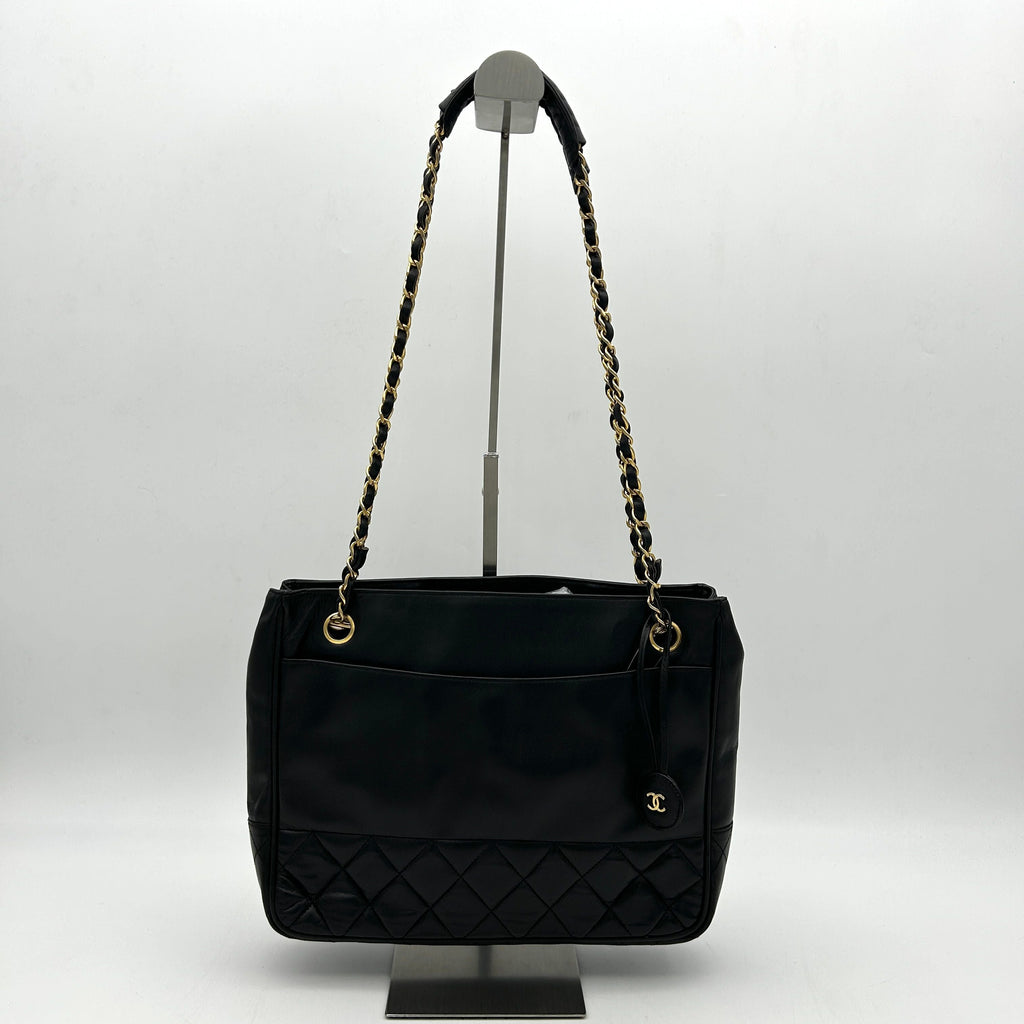 Chanel Quilted Chain Tote - Black Totes, Handbags ch8865fd