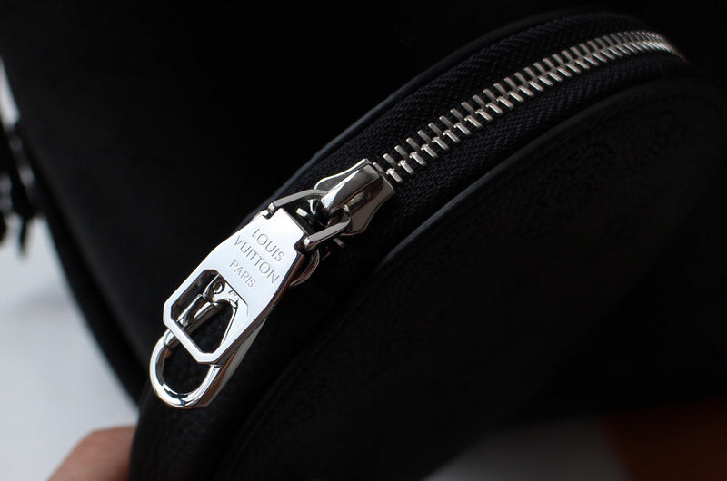 LOV2 Bags - Luxurious Bags  1710