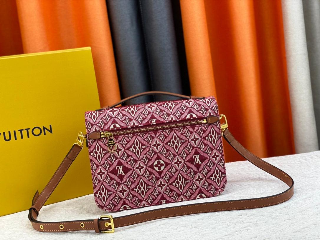 EN - Luxury Bags LUV 801