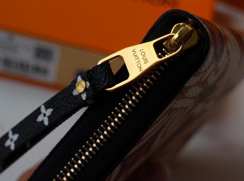 SAMC - Mix Wallets - 014