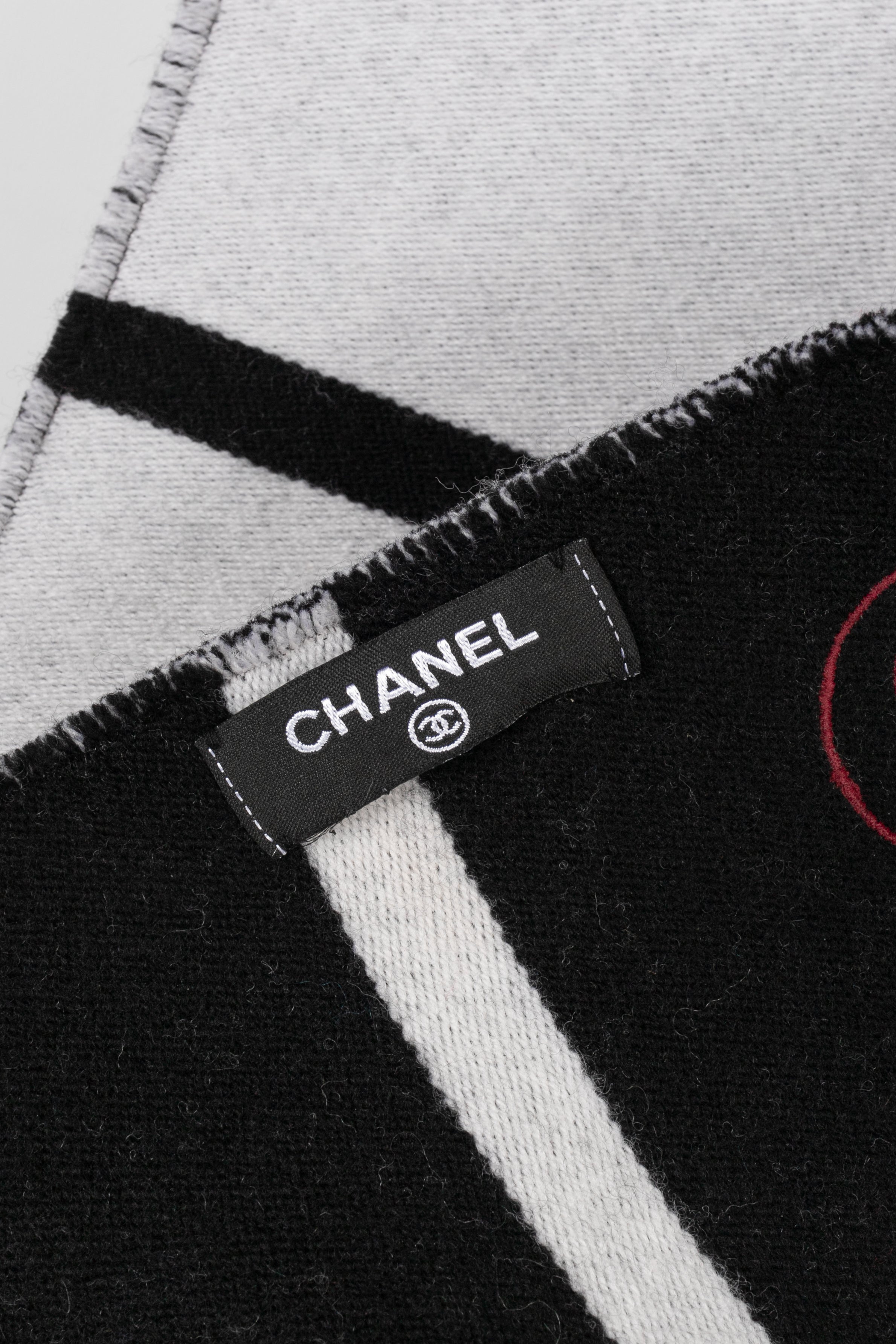 Echarpe en laine et cachemire Chanel