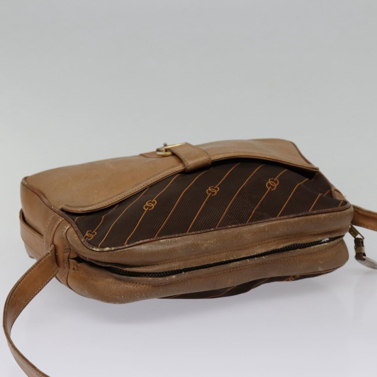 GUCCI Shoulder Bag Leather Brown Gold 89053