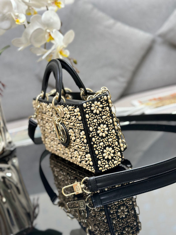 ELE - Dir Bags - 123