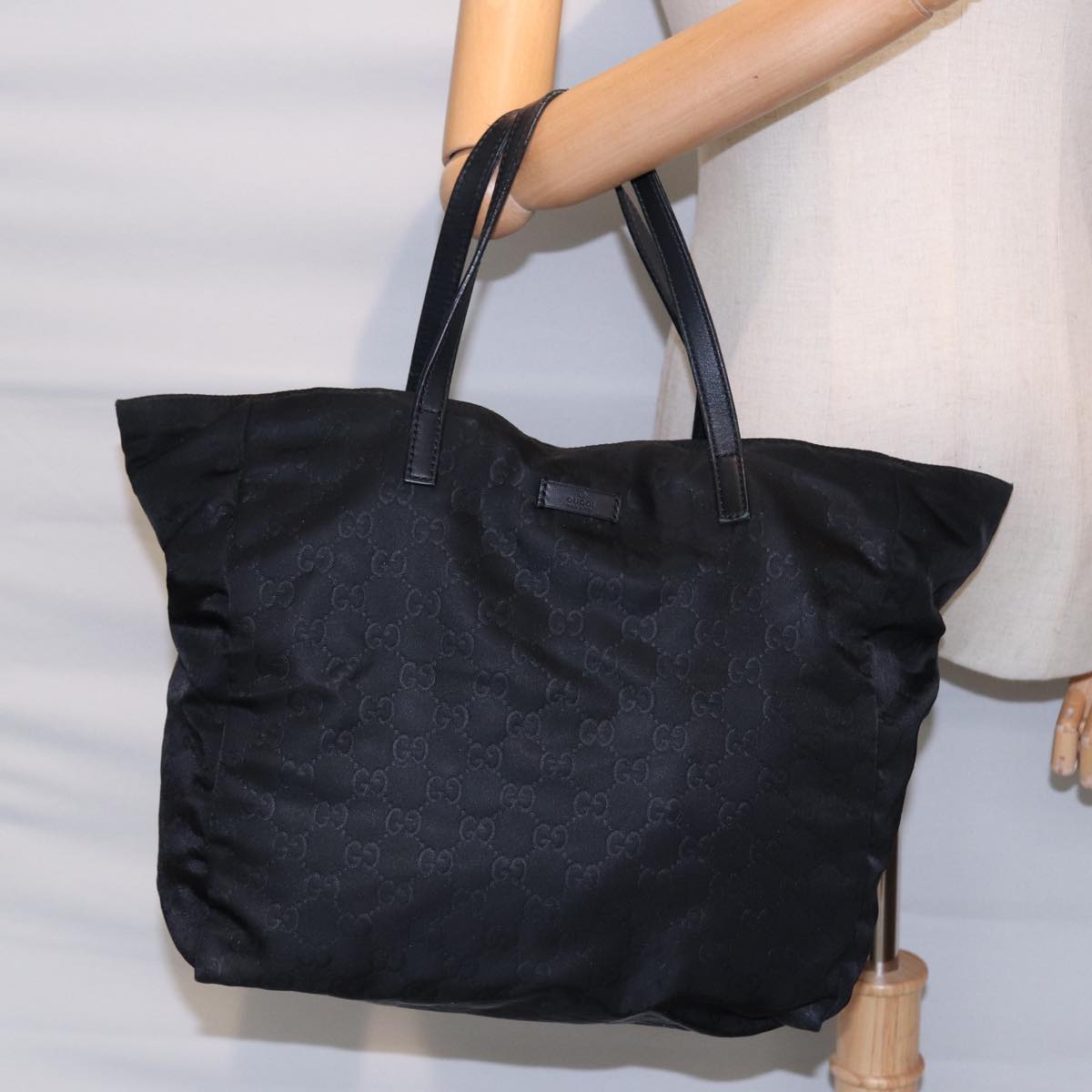 GUCCI GG Canvas Tote Bag Nylon Black Gold 282439 89135