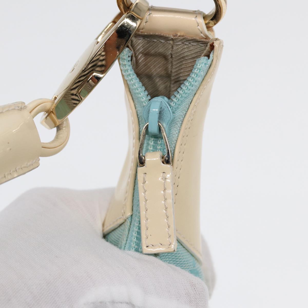 GUCCI GG Canvas Shoulder Bag Peppermint White 89276