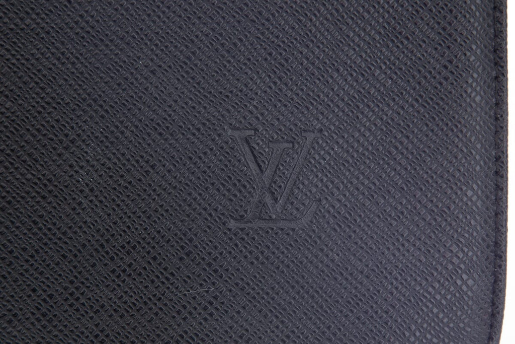Louis Vuitton Black Taiga Porte-Documents Briefcase