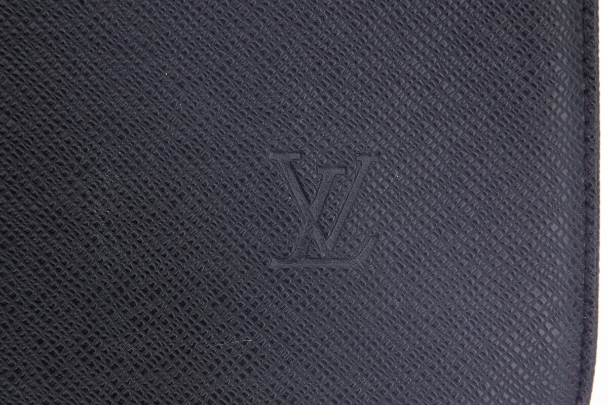 Louis Vuitton Black Taiga Porte-Documents Briefcase