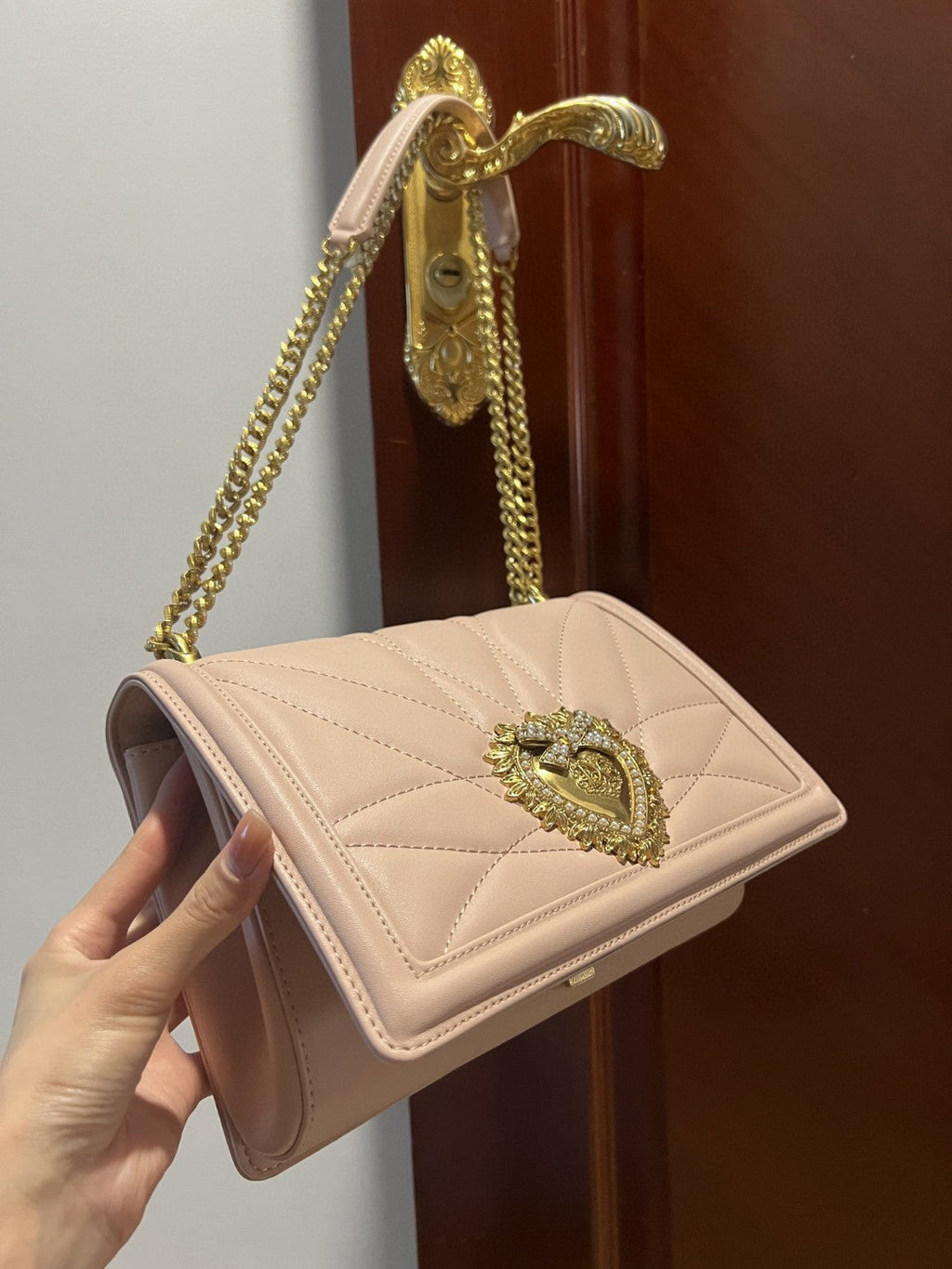 DG Large Devotion Bag In Quilted Nappa Pale Pink For Women 10in/26cm DG BB6651AV96780412