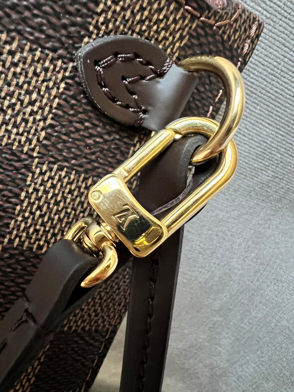 Louis Vuitton Pouch (from Neverfull MM) in Damier Ebene