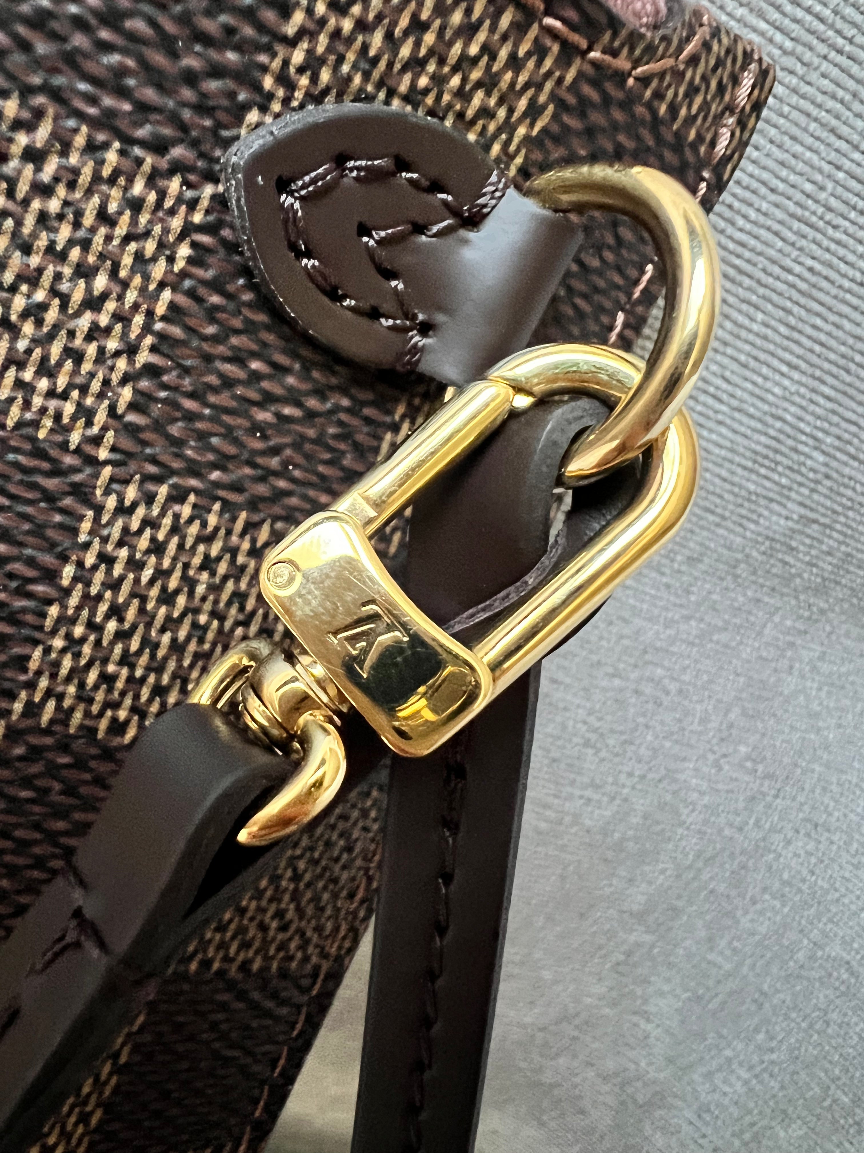 Louis Vuitton Pouch (from Neverfull MM) in Damier Ebene