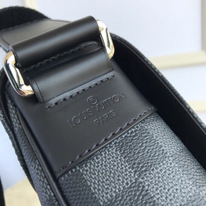 LOV2 Bags - Luxurious Bags  2701