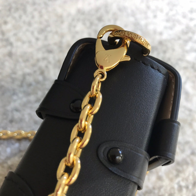 LOV2 Bags - Luxurious Bags  1814