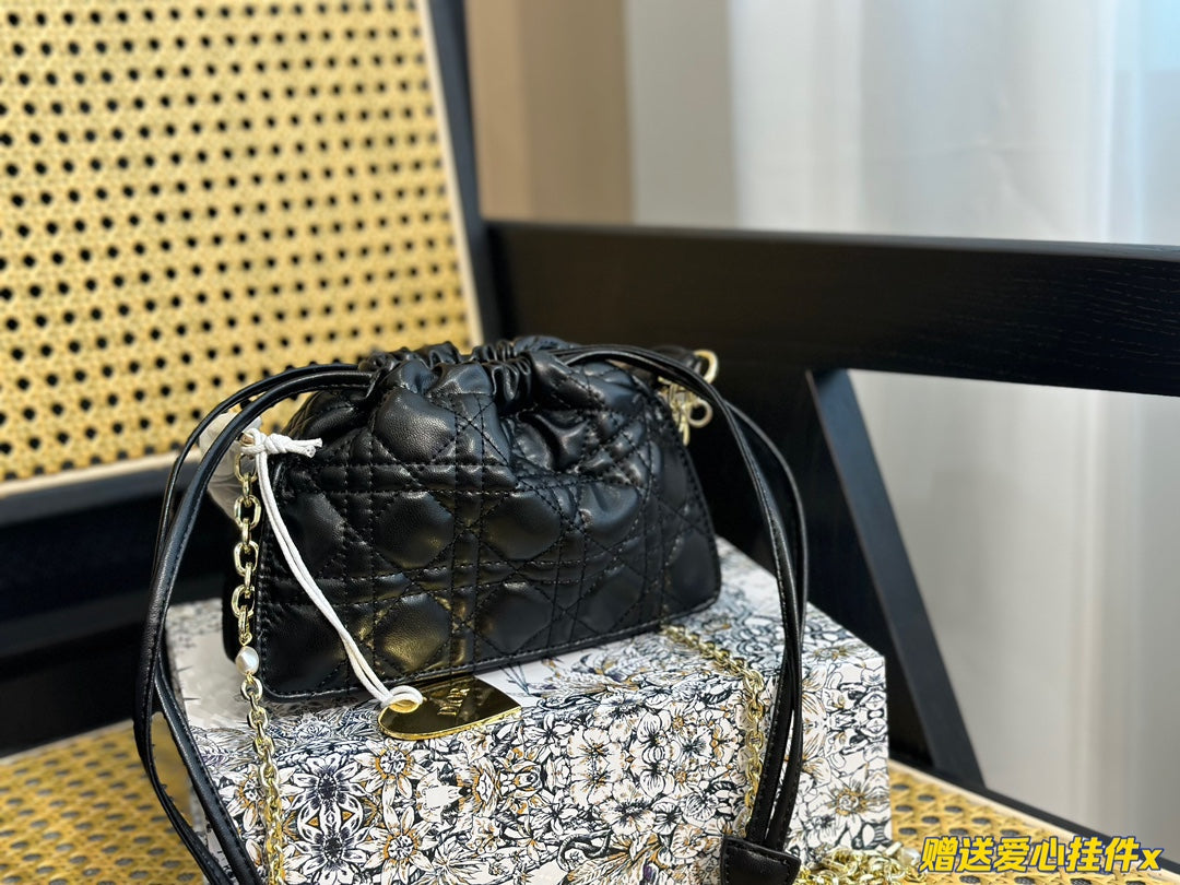EN - Luxury Bags DIR 365