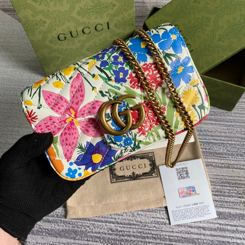 Glami - Glami Bags - 2011