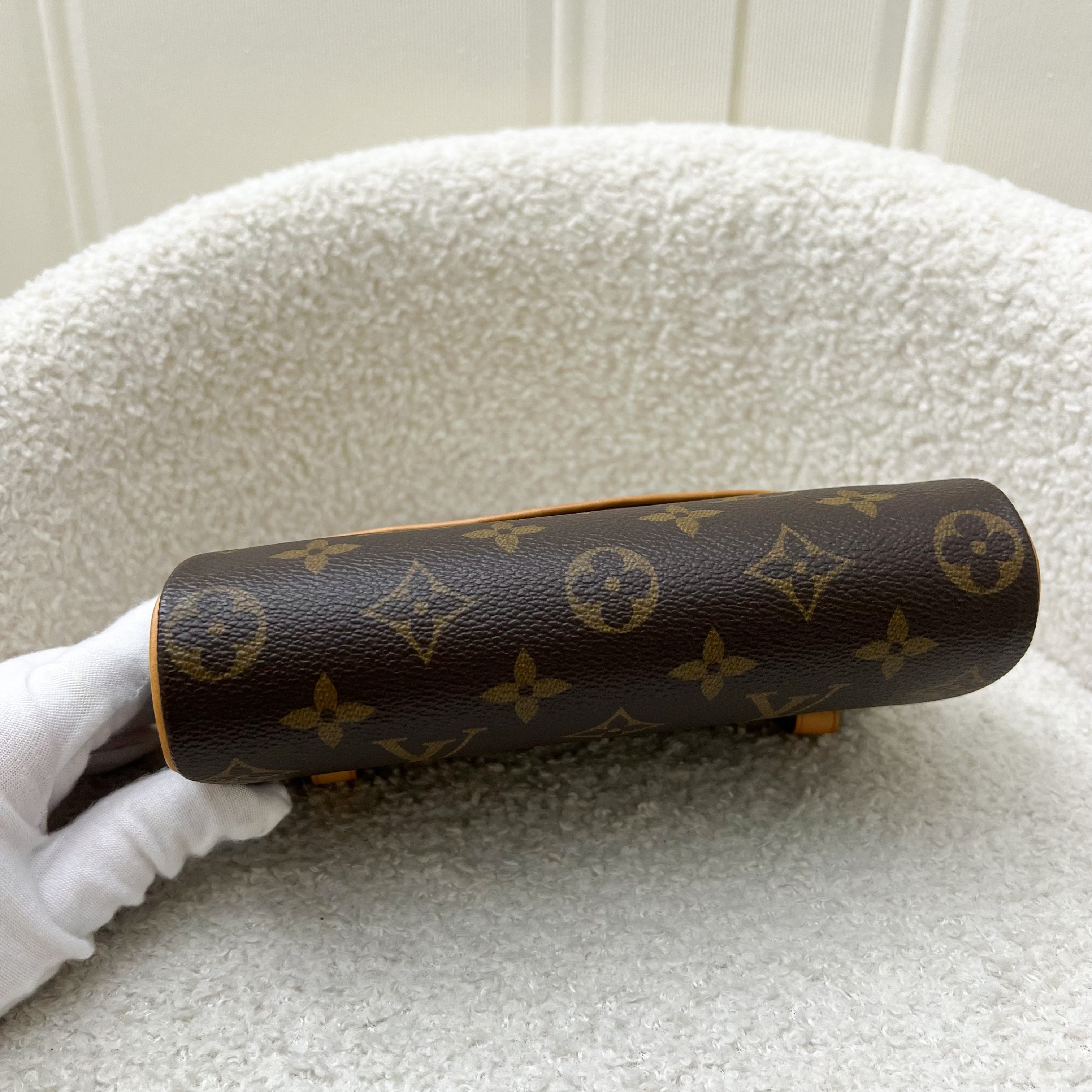 LV Pochette Friendly Two Way Mini Bag in Monogram Canvas GHW