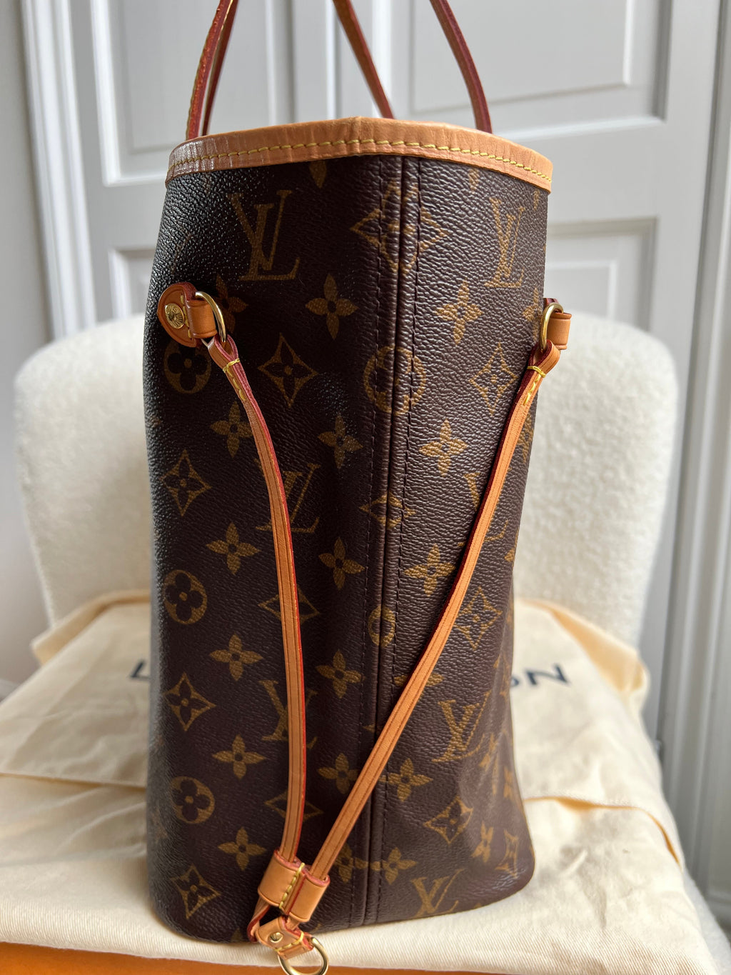 Louis Vuitton Neverfull MM Monogram Red (RRP £1,410)