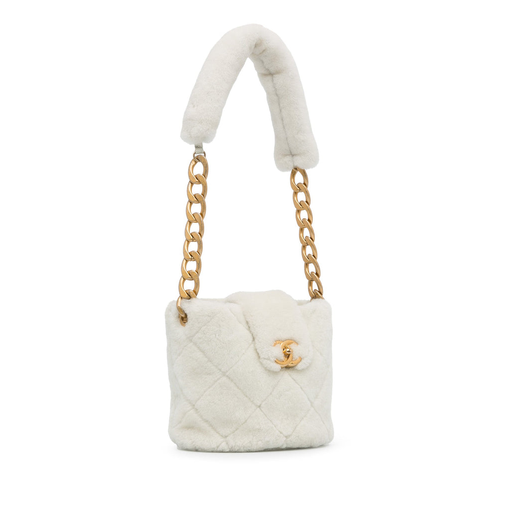 Chanel Shearling Cc Shoulder Bag