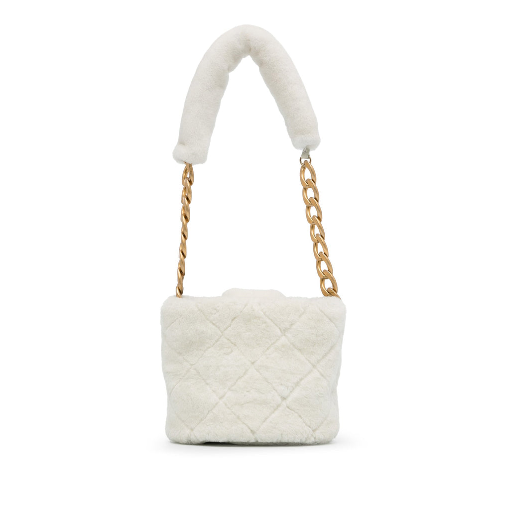 Chanel Shearling Cc Shoulder Bag