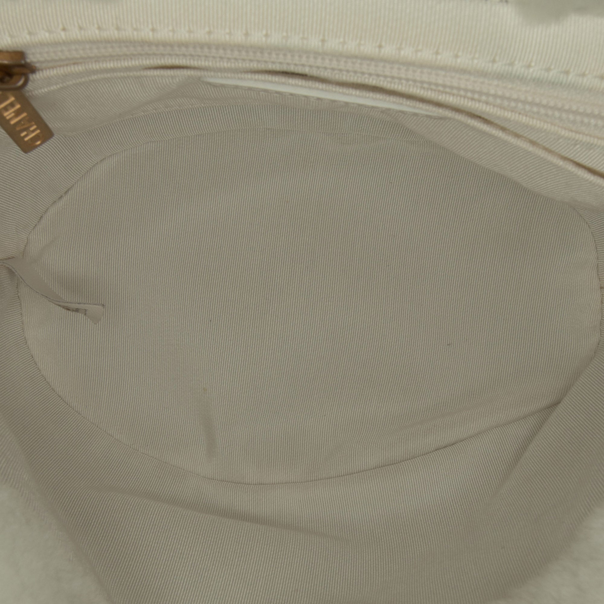Chanel Shearling Cc Shoulder Bag